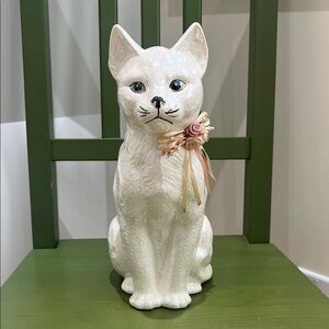Cute Vintage Porcelain Cat